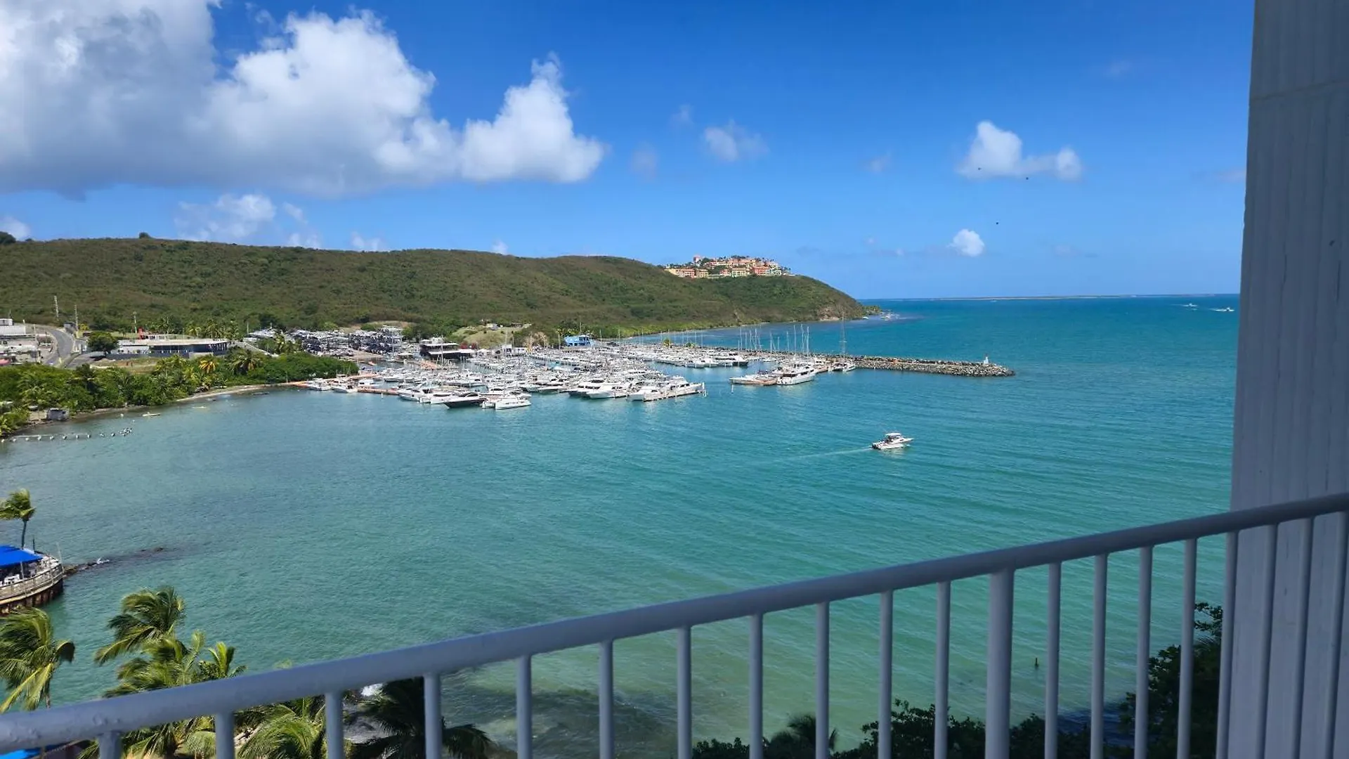 Lägenhet Spacious Waterfront Apartment, Great Views & More! Fajardo